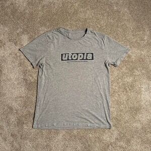 HEATHER GREY "UTOPIA" GRAPHIC TEE